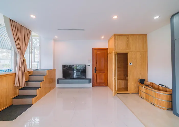 Quy Tai Premium Hotel