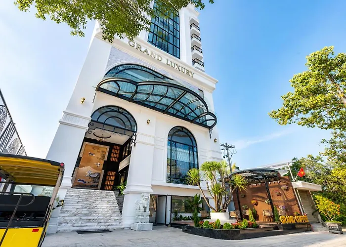 Grand Luxury Hotel Ninh Chu